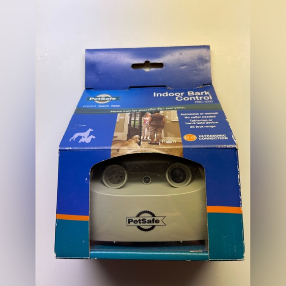 New/ Unopened Petsafe Indoor Ultrasonic Bark Control- NWOT - Picture 2 of 5